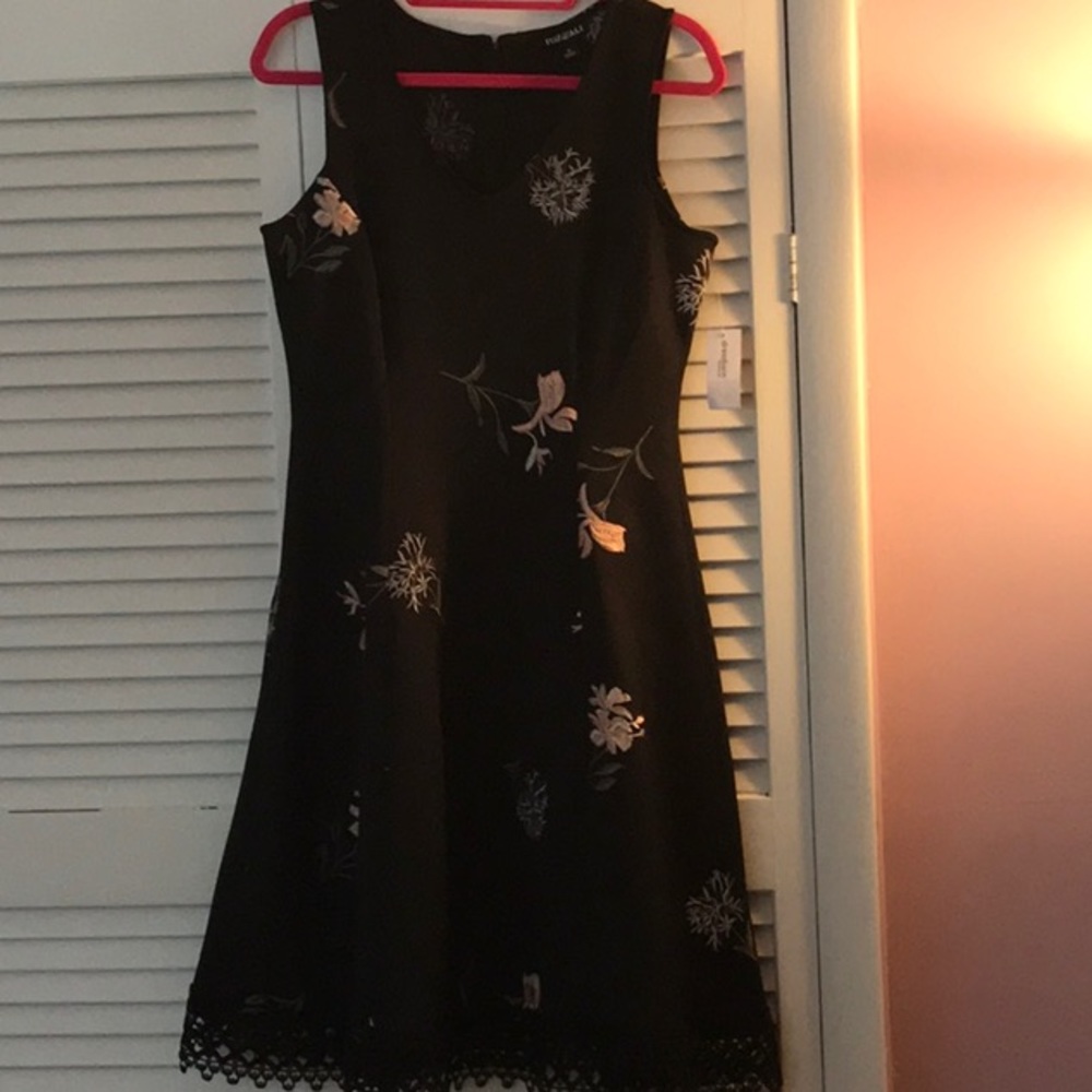 Roz & Ali Dress